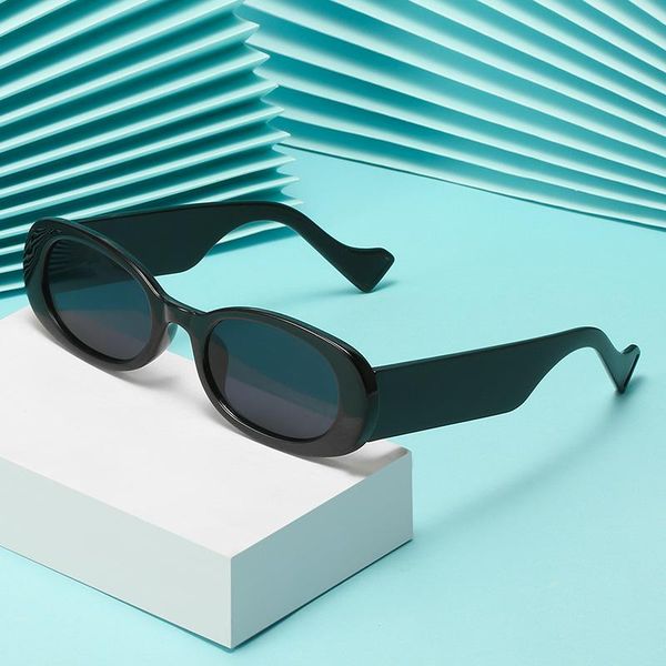 

2021 new personality oval sunglasses trendy ladies colorful small frame fashion street shooting wild catwalk glasses, White;black