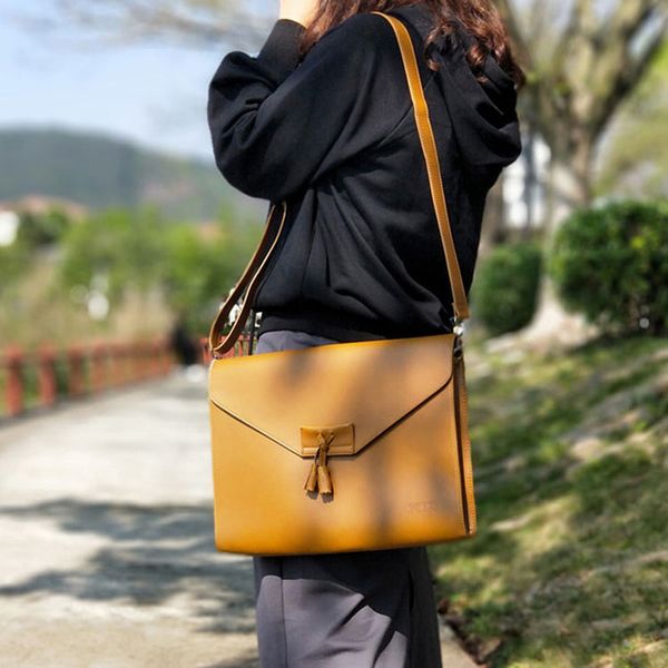 

vintage literary tassels women shoulder big a4 thin document envelope bag dress ol fashion business briefcase
