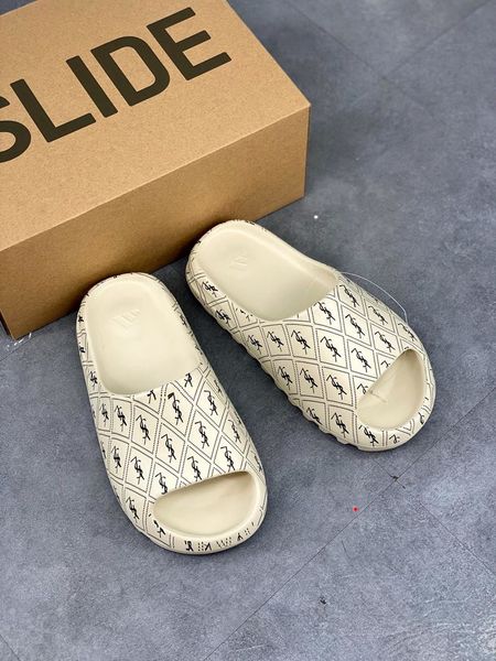 

2020 new summer sandals and slippers new large size joint brand thick bottom men' slippers sesame street fashion breathable beach sand, Black;grey