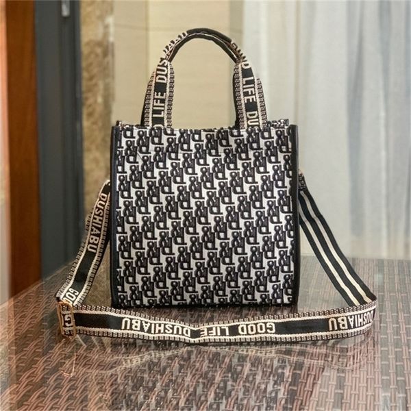 

sale 90% off new alphabet portable single shoulder oblique back multi-purpose fashion leisure working hand carrying women's bag shoppin