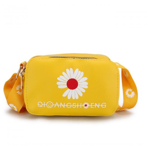 

new summer 2020 children's messenger fresh daisy flower accessories children's small square bagshoulder bag soft face small square