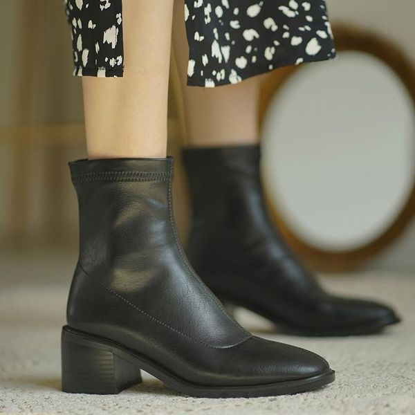 

2021 fashion round head ankle boots autumn winter women boots comfortable low heel ladies shoes elastic black beige khaki