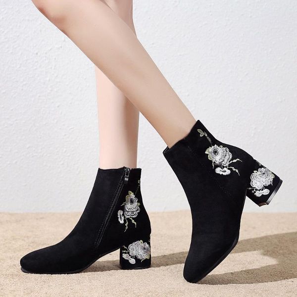

2020 winter shoes women high heels boots warm shoes women embroider vintage party ankle boots ladies square heel 6cm black