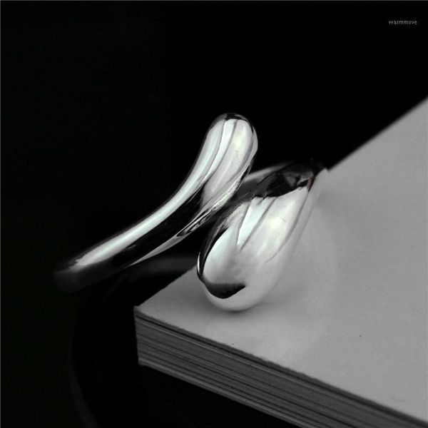 

Popular Silver Female Ring Classic Temperament Female Simple Fashion Hand Jewelry to Give Gifts...1, Slivery;golden