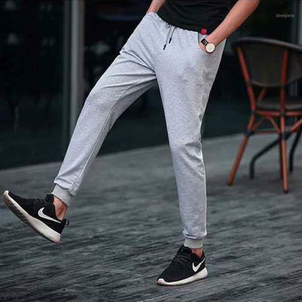 

2020spring and autumn new men's sports pants leisure running exercise fitness training trousers guard pants sweatpants for men1, Black;blue