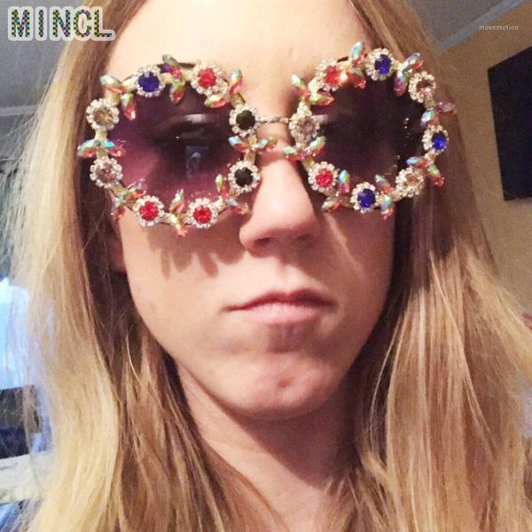 

mincl/ new fashion round flower sunglasses 2020 luxury pearl diamond sunglasses woman hand made with box fml1, White;black