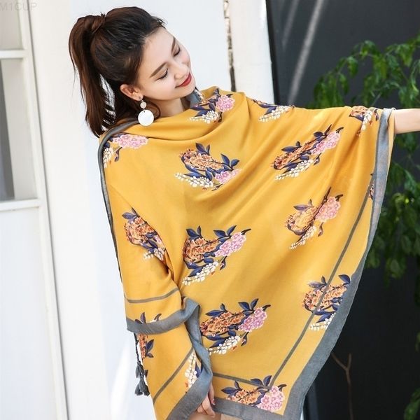 

new ethnic style towel cotton and linen sun-resistant scarf blanket summer beach women sarong wrap tassel shawl 2019