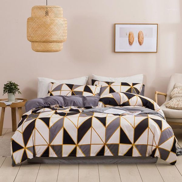 

3pcs polyester pillow cases washable geometric printed comfortable modern bedding bed sheet duvet cover set with zipper closure1