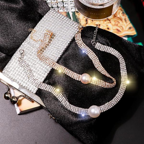 

korean temperament exaggerated flash rhinestones imitation pearl short necklace fashion female exquisite jewelry accessories, Golden;silver