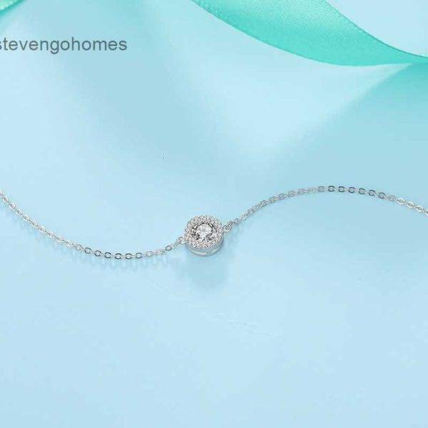 

round s925 silver set zircon bracelet for women