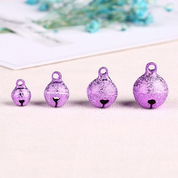 

мульти размер 100шт смешанный цвет медь колокола сыпучие металлические бусины jingle bells рождественские украшения подвески diy crafts аксе