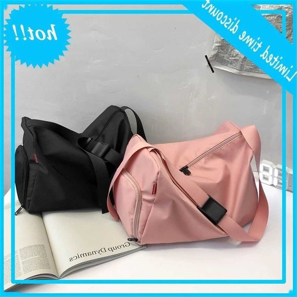 

single shoulder messenger large capacity solid color nylon cloth couple travel bag