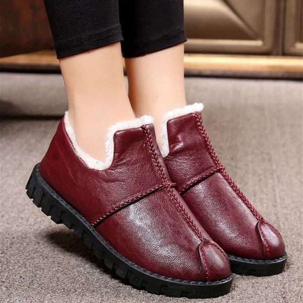 

mom home slippers old style warm plush outside slippers women winter house shoes casual leather slippers woman y200107, Black