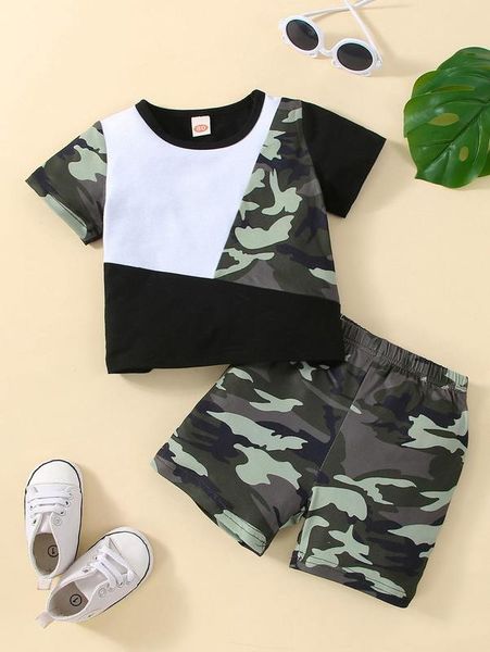 

baby camo print colorblock tee & shorts she, White