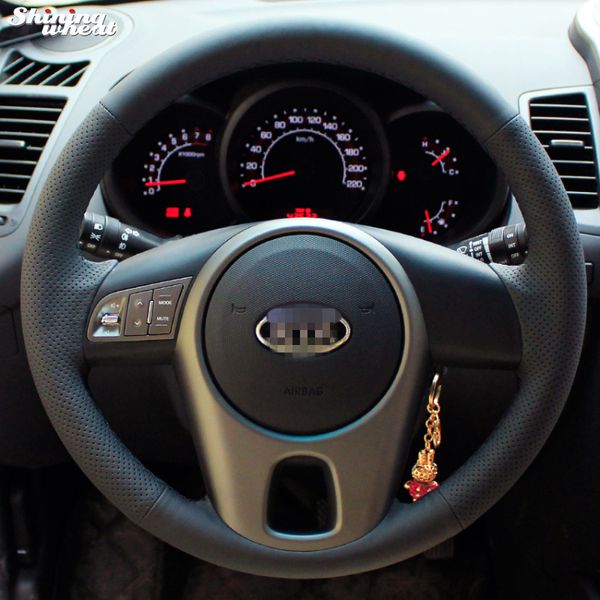 DIY handgenähter schwarzer Leder-Lenkradbezug für Kia Forte Kia Soul Kia Rio 2009-2011