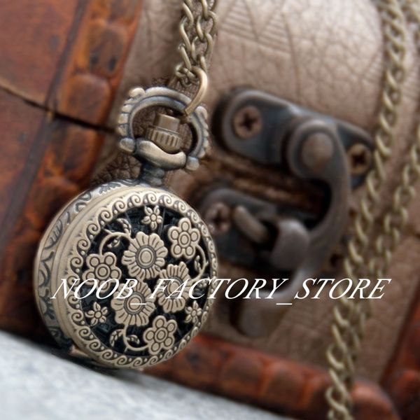 Neue Quarz Vintage Kleine Drei Blumen Taschenuhr Halskette Schmuck Großhandel Koreanische Pullover Kette Mode Taschenuhr Kupfer Farbe Stahl