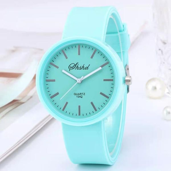 Armbanduhren WOKAI Modische Casual Frauen Umweltfreundliche Silikagel Quarzuhr Student Mädchen Einfache Wind Gelee Uhr Retro