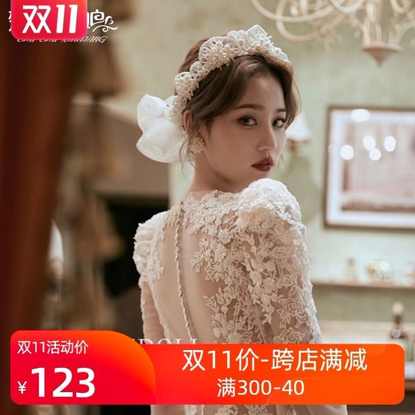 

2020 new super immortal atmosphere beaded yarn hoop crown bridal headdress with make-up curl hair styling accessories, Silver