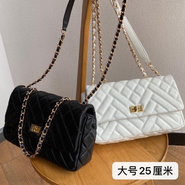 

fashion flip leather graceful chain bag women's sheepskin shoulder new all-match messenger bag