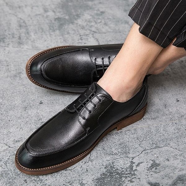 

italian fashion shoes men design leather dress shoes outdoor designer luxury business party brogue footwear social men brand #wy19