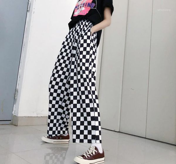 

spring and summer korea harajuku bf wind streetwear retro black white checkerboard loose men and women casual wide-leg pants1