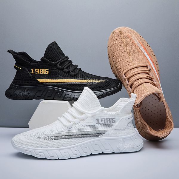 

men's shoes spring and summer 2020 new ins ventilation trend ins sports leisure korean flying coconut shoes c1212, Black;white