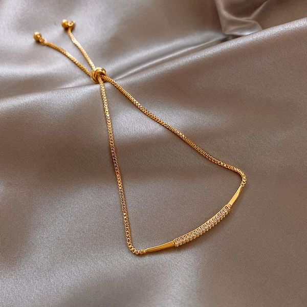 

2021 korean new design fashion jewelry simple geometric copper inlaid zircon stretch adjustable female bracelet, Golden;silver