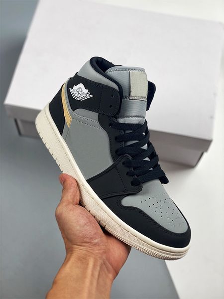 

2021 latest jumpman 1 i og mid volcanic ash zapatos mens trainers men women basketball shoes 1s man sports sneakers chaussures, White;red