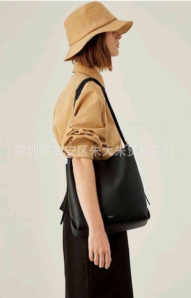 

oroton bucket bag women's messenger 2020 new leather large capacity shoulder , versatile and foreign style