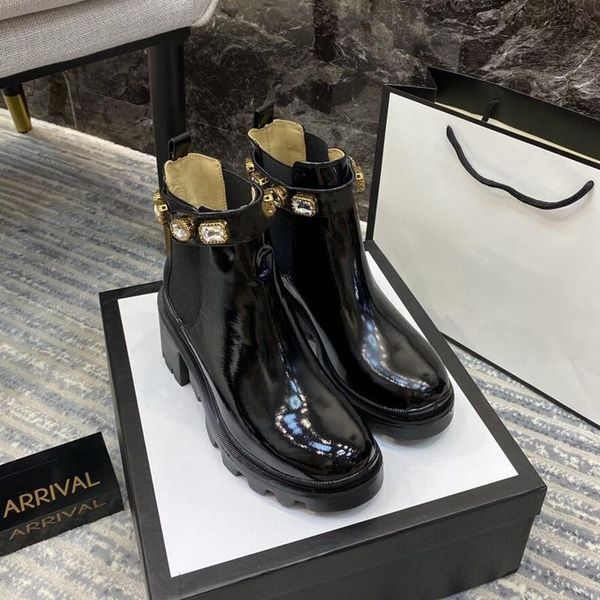 

embroidery stars women ankle boots luxury design crystal women martin boots genuine leather platform low heels short, Black