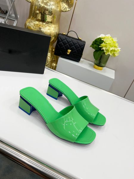 

2022 spring and summer solid color high-heeled slippers honey slippers thick heeled clown shoes heel height 4.5cm leather sole, Black