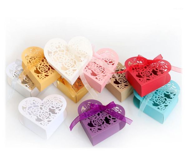 

100 pcs love-heart laser cut candy sweets gift box with ribbon wedding party favor valentine's day chocolate gift box1