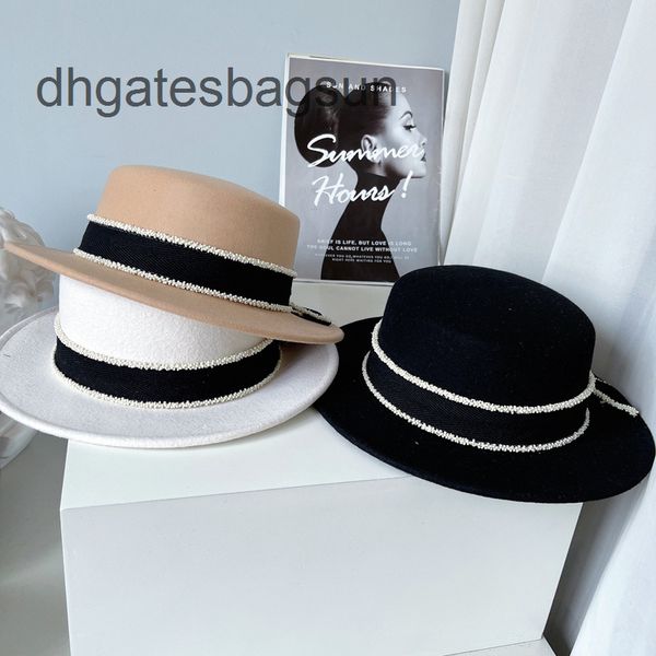 

brand cap carves autumn winter xiaoxiangfeng wool felt hat children's literature art pearl chain ribbon flat solid color versatile basi, Blue;gray