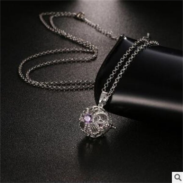 

wholesale essential diamond love oil openwork aromatherapy necklace diffuser pendantgkqm