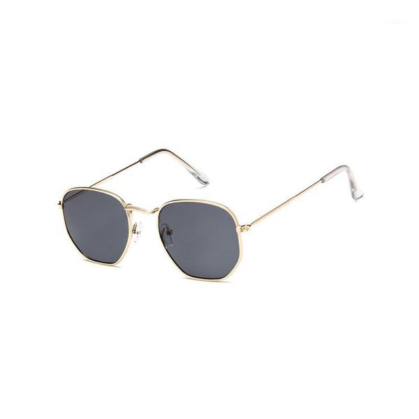 

sunglasseslife black square sunglasses resin lens metal frame vintage sun glasses women eyewear beach shade men fashion1, White;black
