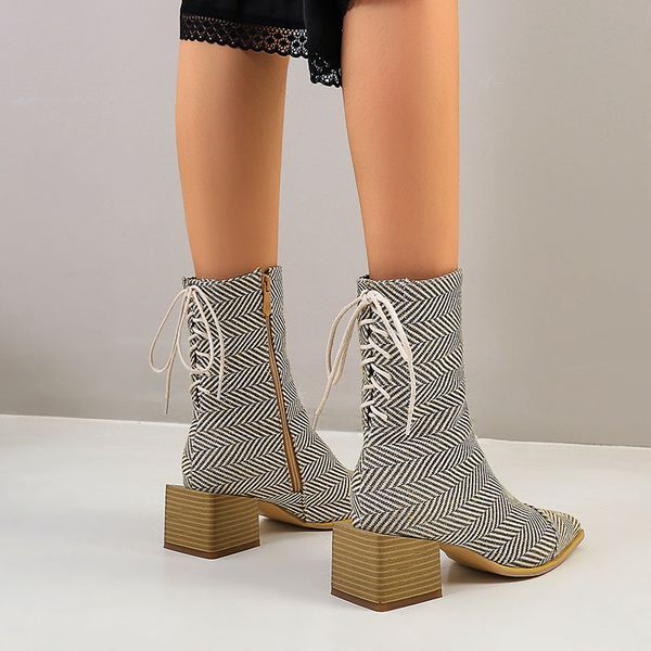

female ankle boots plus size 22-28cm autumn length and warm winter stuffed square zipper stone standard heel + fish spine pattern faix, Black