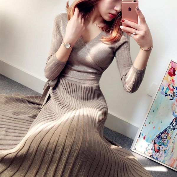 

spring and autumn women's new v-neck silk pleated dress high-waist knit slim solid color large dress tb895, Black;gray