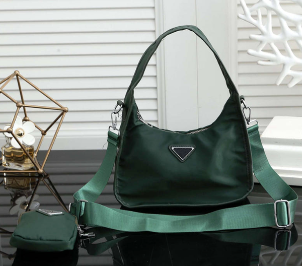 

women designer shoulder bags fashion ladies luxury crossbody bag brand handbags fanny pack outdoor montaigne shoulder bags 20121602q