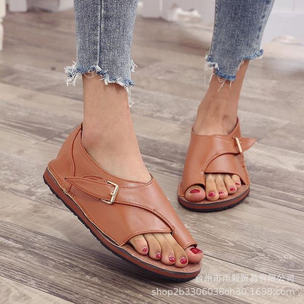 

2021 summer british clip toe solid women's shoes leather buckle flat sandals female retro platform sandals plus size 35-431, Black