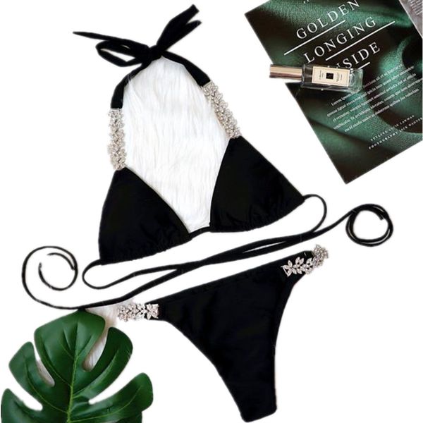 Costumi da bagno con diamanti artificiali decorano bikini con strass bianco Costume da bagno femminile brasiliano con spalline Costume da bagno sexy in cristallo