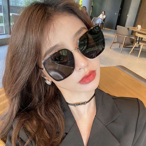 

women gm sunglasses for men and mumu korean 2020 new red square large frame thin glasses sunglasses trend, White;black