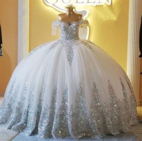 2022 lussuosi abiti da sposa con paillettes applique abito da ballo da sposa con perline al largo della spalla maniche corte gonfio abito da Quinceanera per gli ospiti