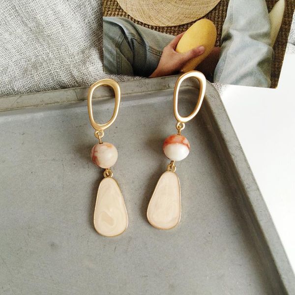 

creative personality fashion street snap metal earrings female elegant and dignified lady lasting appeal stud earrings, Golden;silver