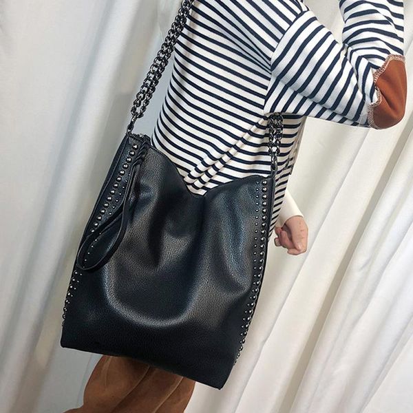 

ansloth 2020 fashion pu leather shoulder bags for women rivet chain handbags crossbody bag design black hps1031