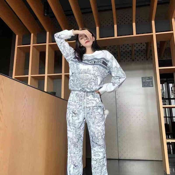 

2022 factory wholesale new letter loose diao long sleeve trousers two piece suit fashion, Gray