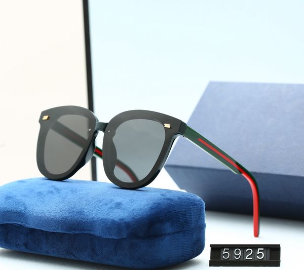 

2020 new luxur classic square sunglasses designer brand fashion mens womens sun glasses eyewear metal glass lenses zrdthzeh, White;black