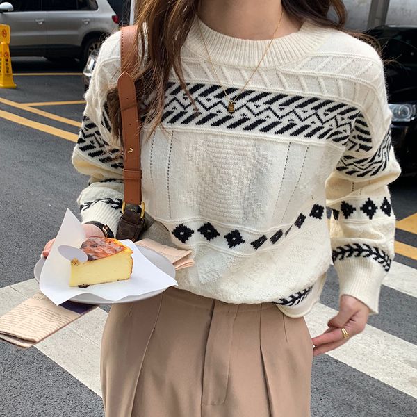 

2021 new short jacquard women's pullover winter-style nightgown vintage striped f6ro, White;black