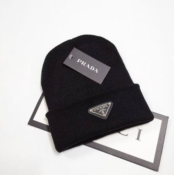 

2021 trendy hats winter knitted fur poms beanie label fedora luxury cable slouchy skull caps fashion leisure beanie outdoor hats 511, Blue;gray