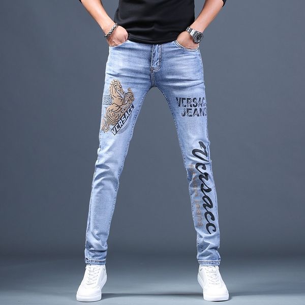 

wholesale fashion casual teenagers mens printed denim jeans men's pants brand slim feet casual pants embroidery denim jeans 201120, Blue