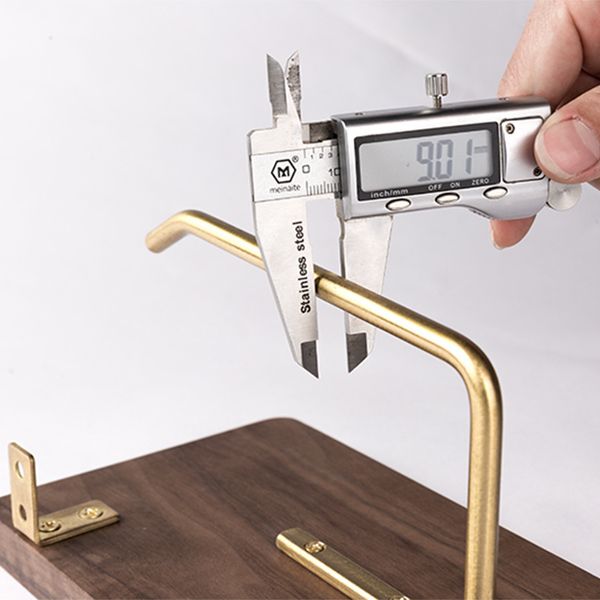 

4fds2awcreative mobile phone rack roll solid wood punching toilet storage towel brass paper holder